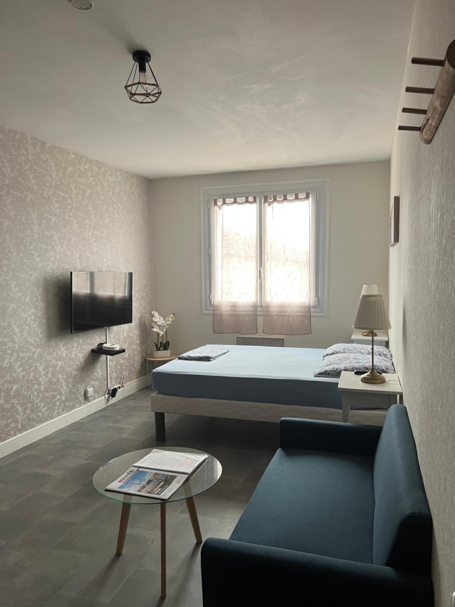 Apartment Joli Avec Parking Prive, Bien Situe Moulins (Allier)