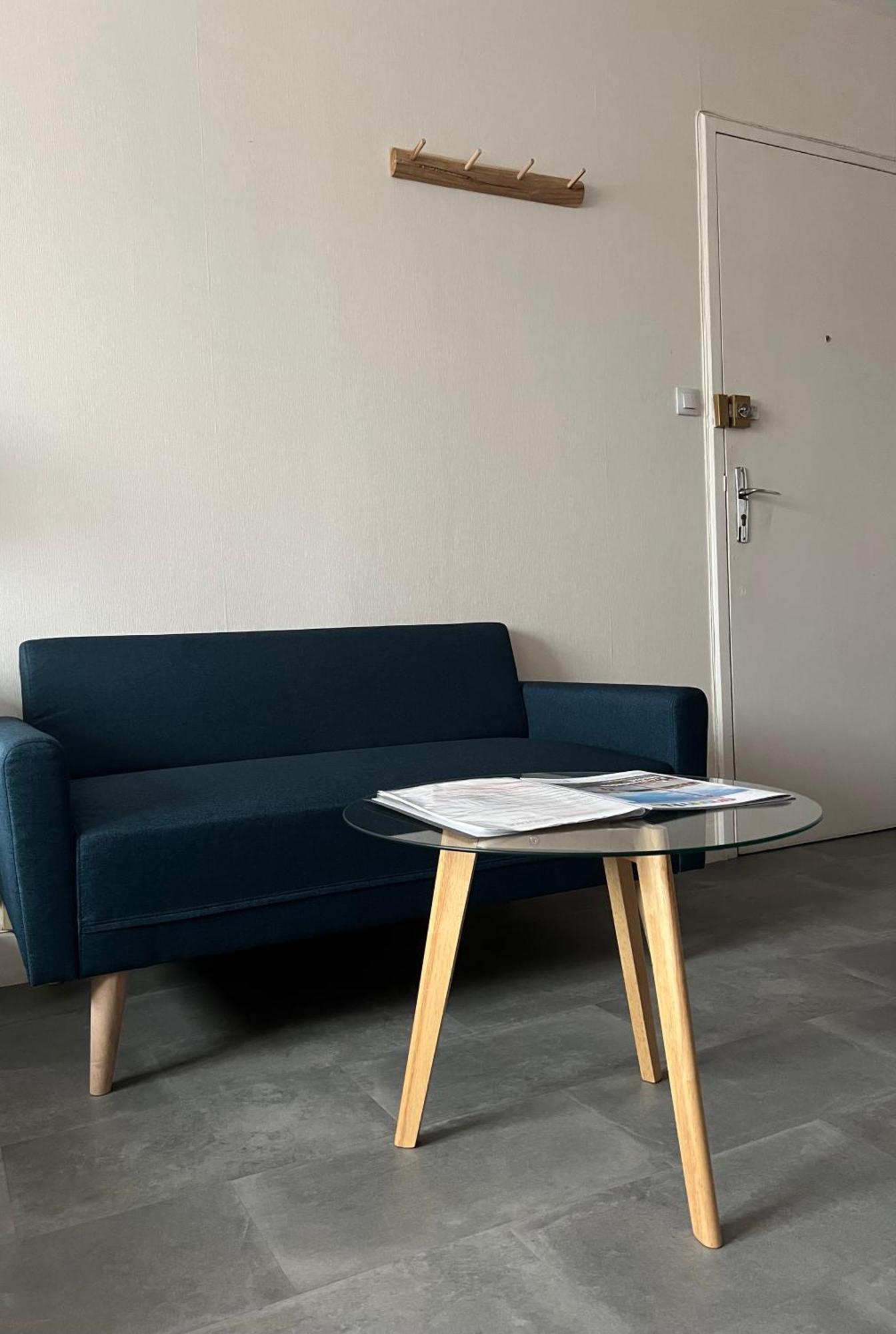 Joli Avec Parking Prive, Bien Situe *